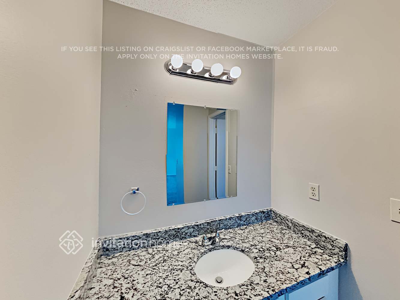 Building Photo - 15770 E Princeton Pl