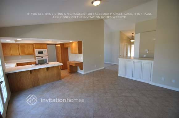 Building Photo - 5017 Castle Pine Ct