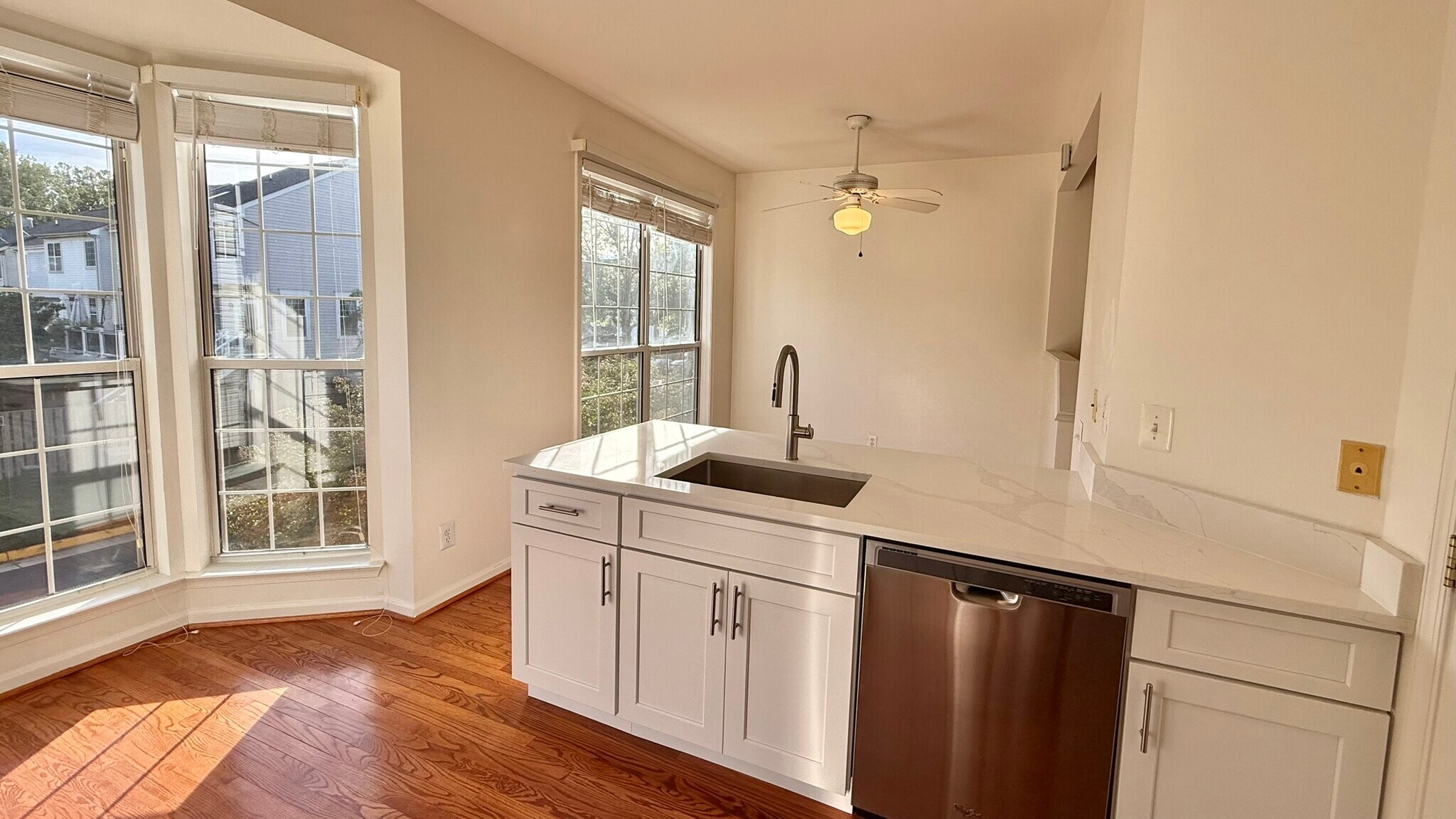 Building Photo - 47612 Watkins Island Square