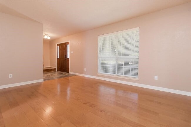 Building Photo - 5215 Heathervale Ct