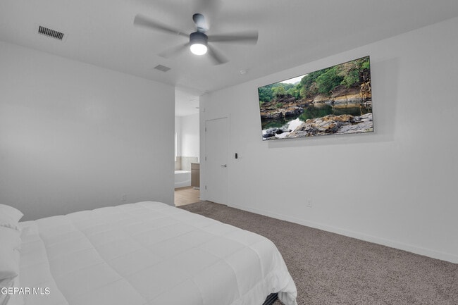 Building Photo - 12713 Captain Claudia CT