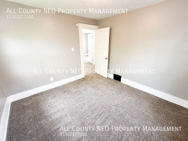 Building Photo - 73 Belvidere Way
