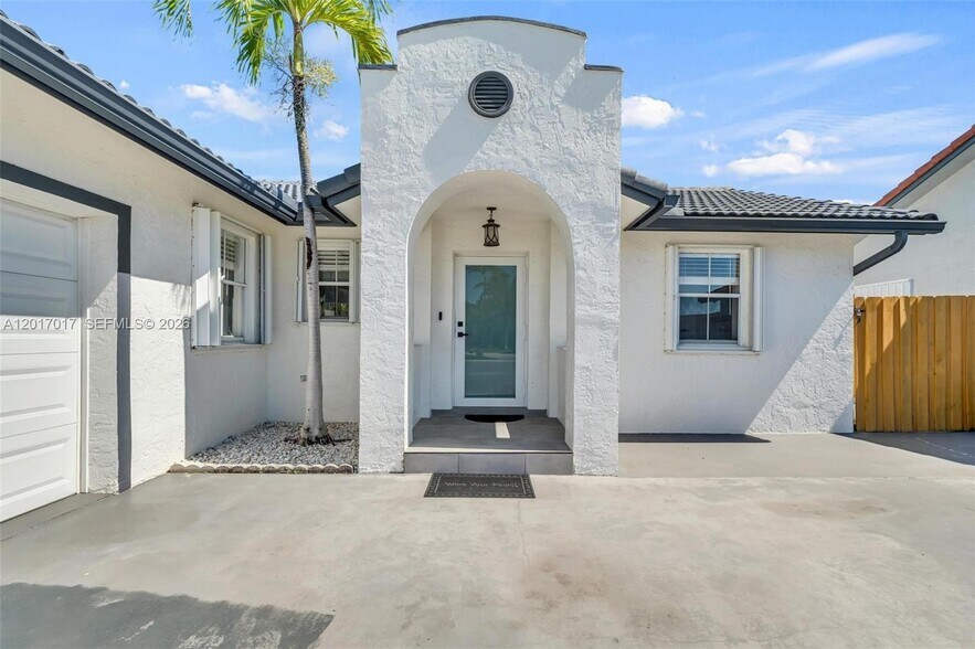 Building Photo - 14813 SW 171st Ter
