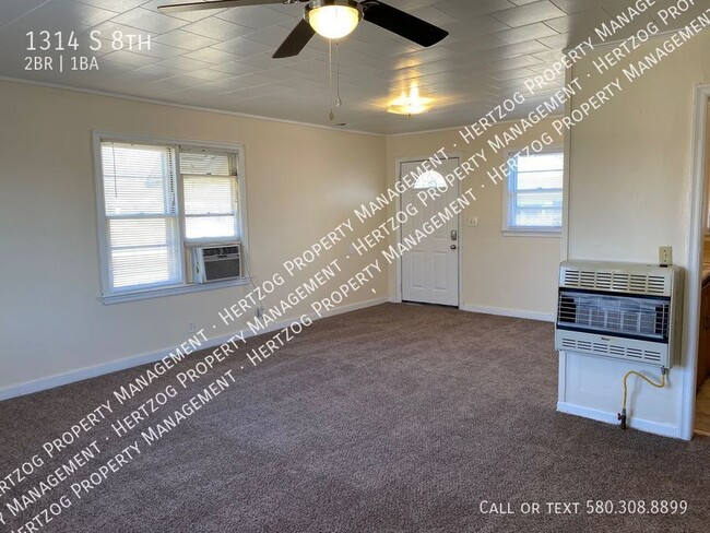 Building Photo - 1314 S 8th-