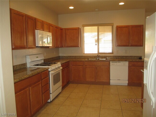 Building Photo - 6729 Curlews Ct