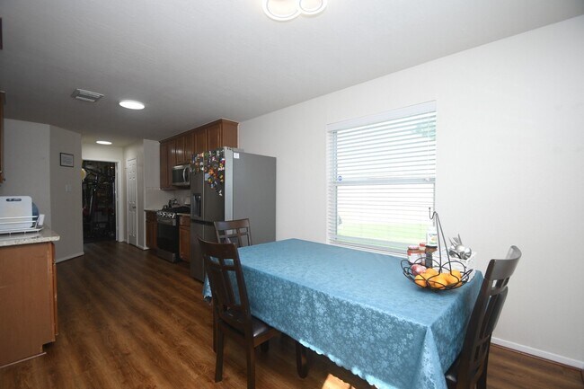Building Photo - 2110 Dolan Hills Ct