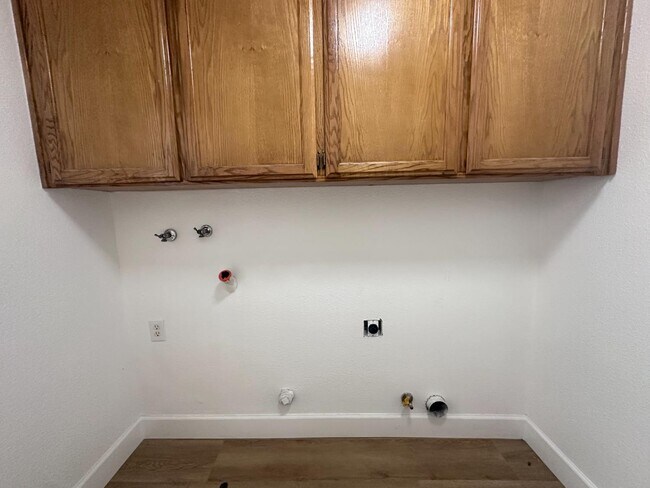 Building Photo - 2378 Grapewood Ct
