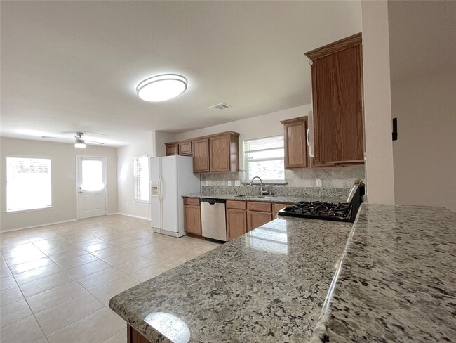 Building Photo - 9030 Canton Park Ln