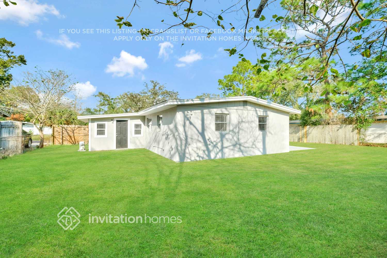Building Photo - 7444 Sandhurst Rd S