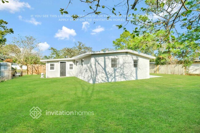 Building Photo - 7444 Sandhurst Rd S
