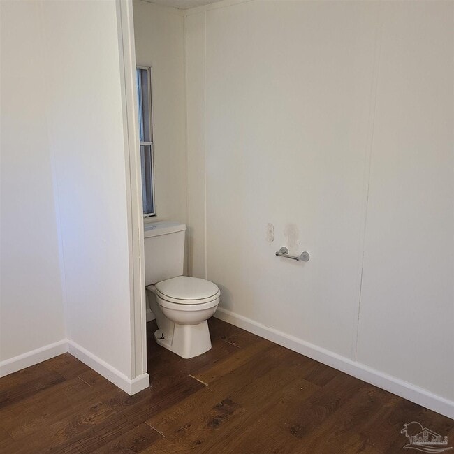 Building Photo - 1111 Mills Ave