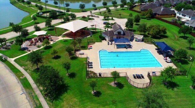 Building Photo - 3518 Ewing Dr