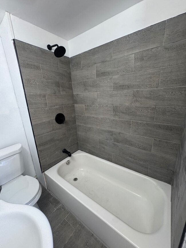 Building Photo - 3029 W 104th St