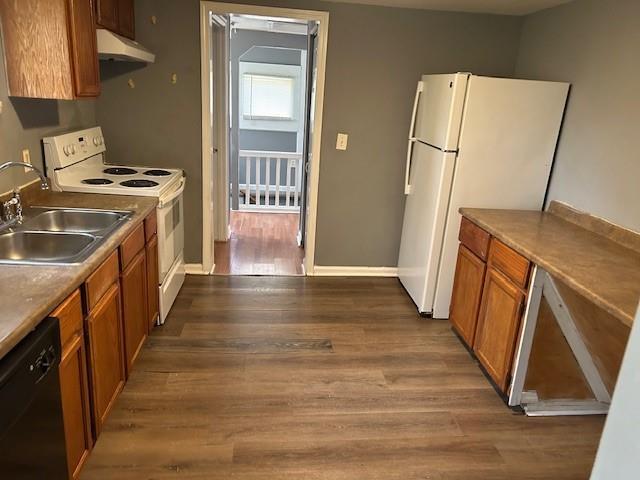 Building Photo - 418 Holly Dr SE