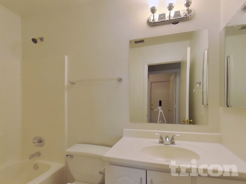 Building Photo - 3628 W Firehawk Dr