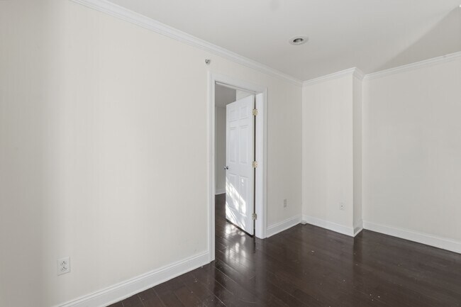 Building Photo - 1832 N 18th St