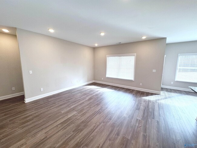 Building Photo - 27306 Barksdale Rd