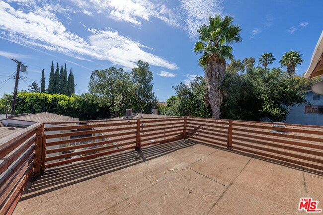Building Photo - 6220 Etiwanda Ave