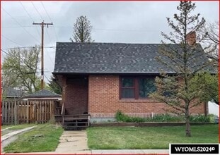 Building Photo - 205 N 7th St