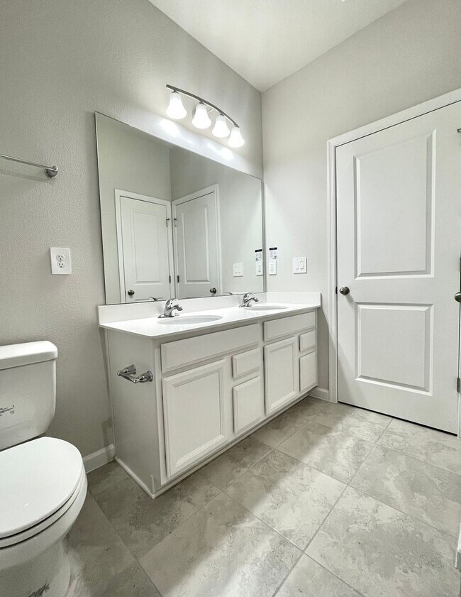 Building Photo - Move In June 16th! Brand New Construction ...