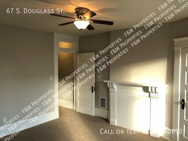 Building Photo - 67 S Douglass St