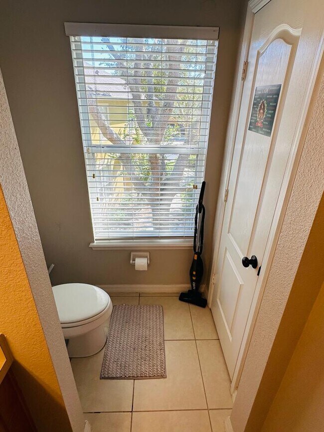 Building Photo - 1621 Little Gem Loop