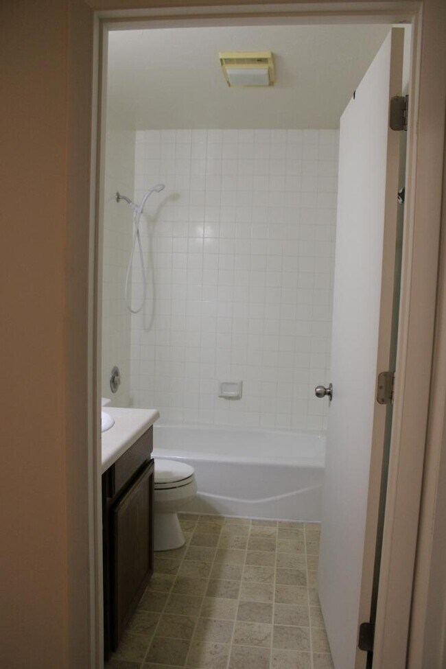 Building Photo - 372 I St