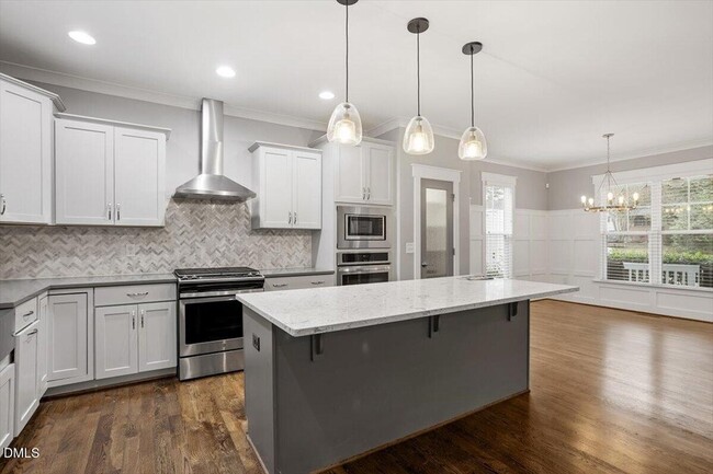 Building Photo - 714 1/2 S State Street Unit