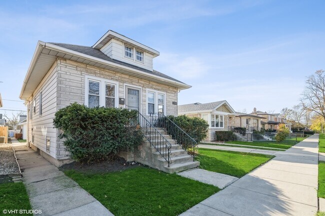7735 W Catalpa Ave - 7735 W Catalpa Ave Chicago IL 60656 | Apartment Finder