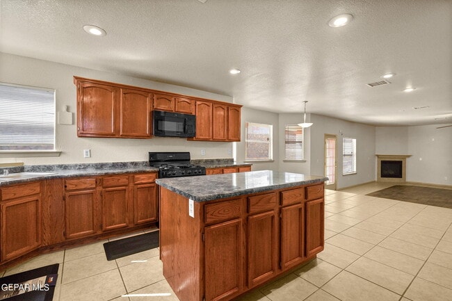 Building Photo - 6121 Byron St