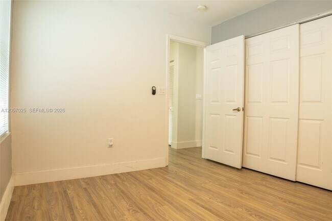Building Photo - 16410 Sapphire Bend