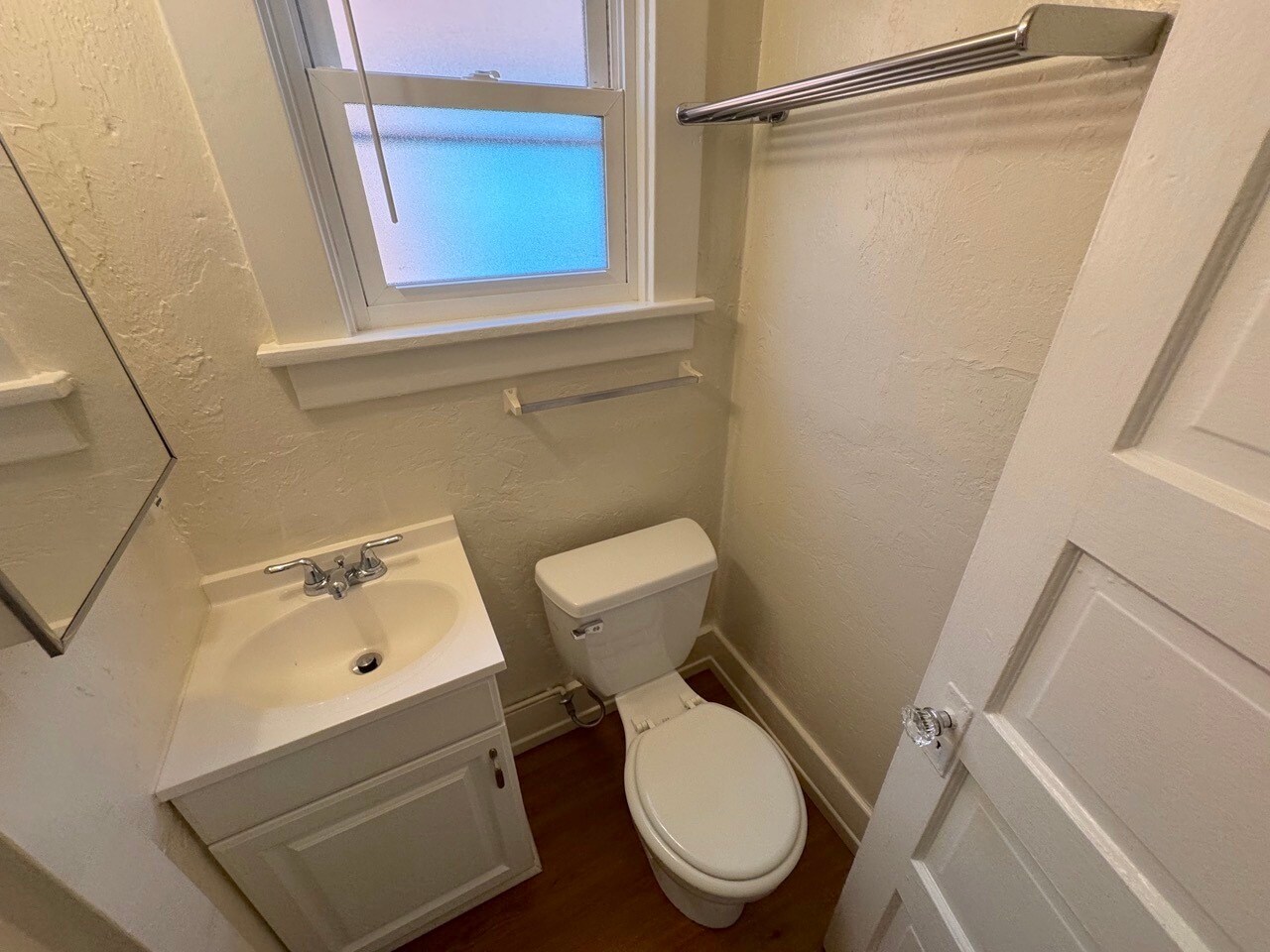 Building Photo - 40 Brooks Ave