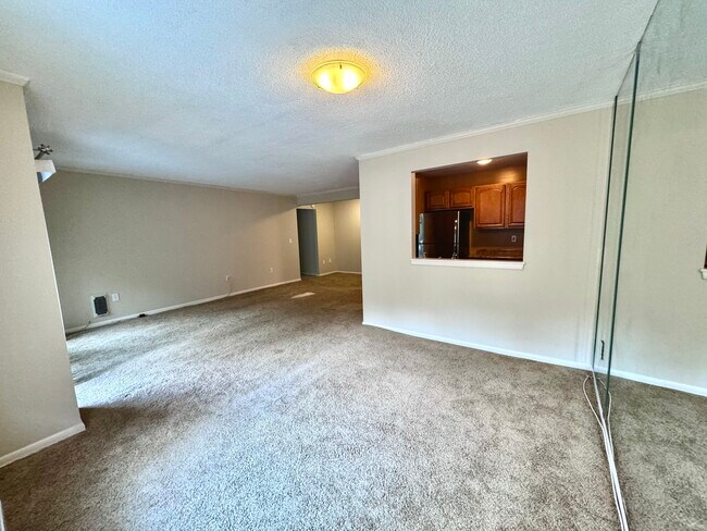 Building Photo - 175 Mill Pond Rd