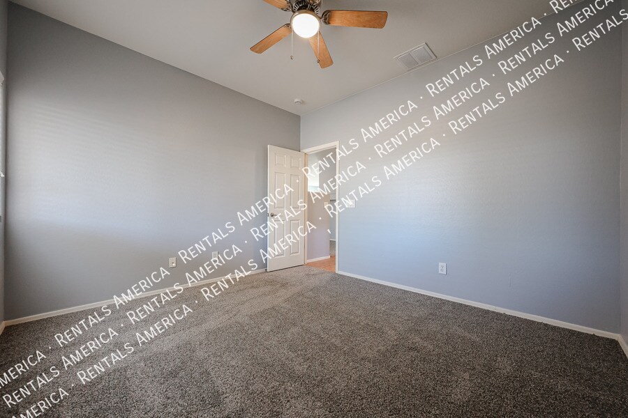 Building Photo - 18166 N Jameson Dr