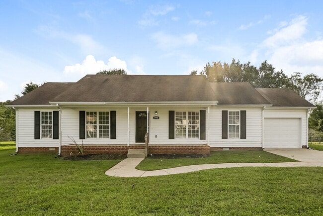 Building Photo - 1990 Bolden Dr