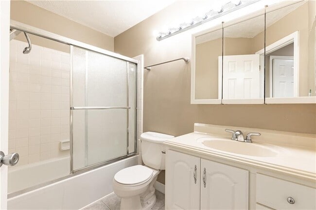 Building Photo - 2014 River Heights Walk SE