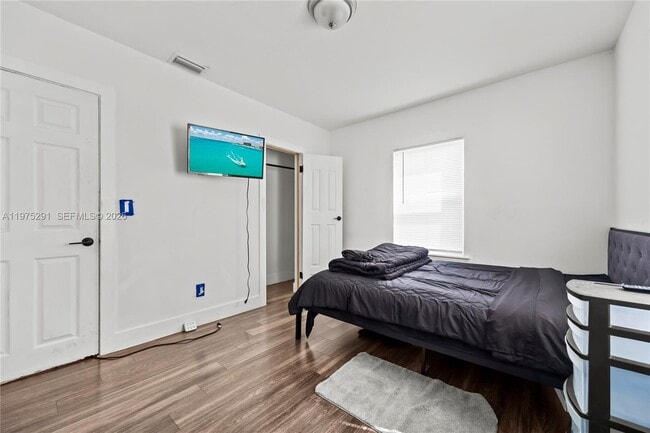 Building Photo - 919 NW 66th St