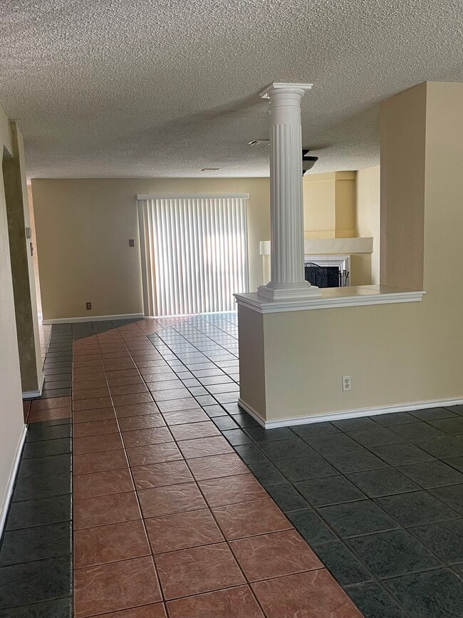 Building Photo - 7838 Caston Park Dr