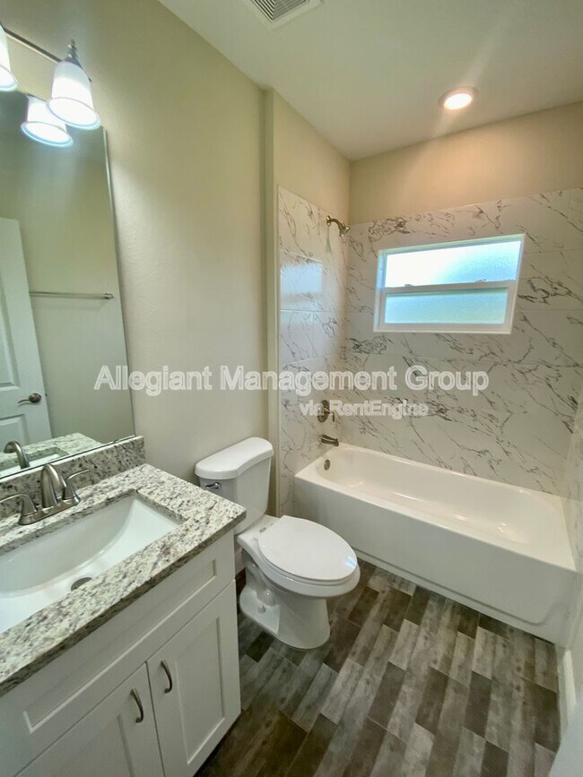 Building Photo - 153 Anzio Dr