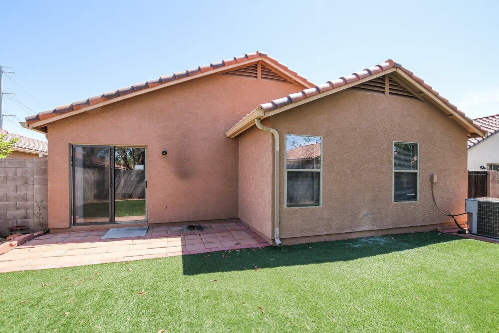 Building Photo - 3012 W Running Deer Trail