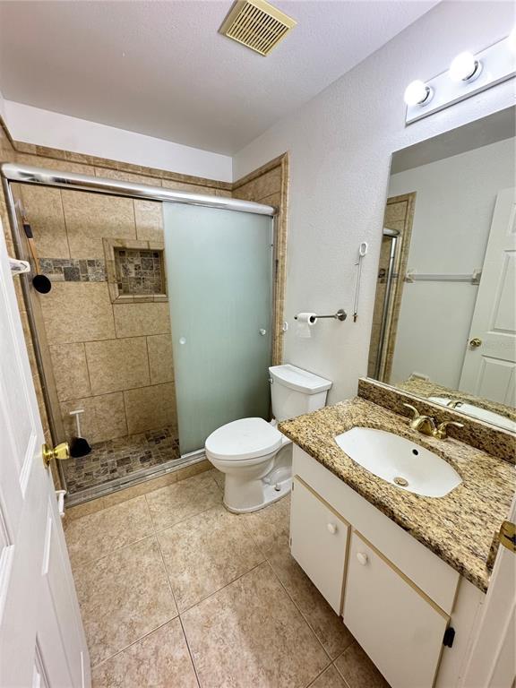 Building Photo - 3350 Lake Tiny Cir