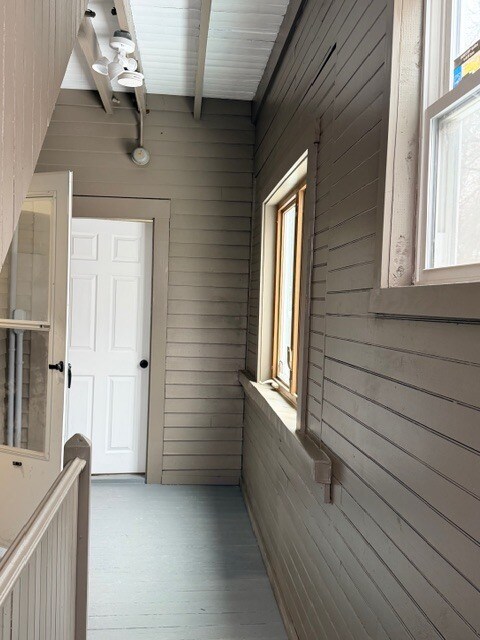 Building Photo - 10 Holland Rd