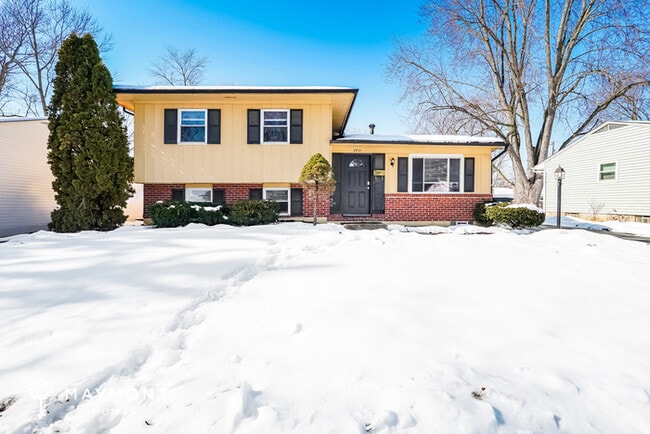 Building Photo - 2821 Fleet Rd