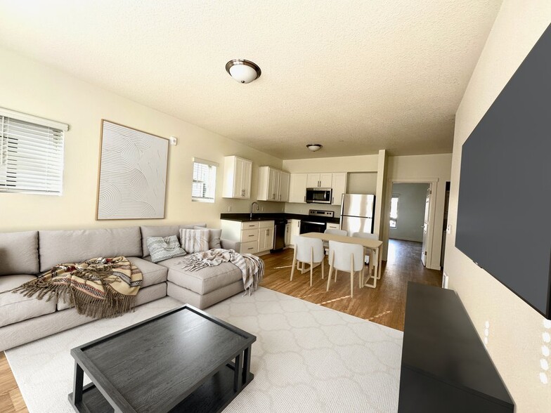 Building Photo - Halsey Crossing