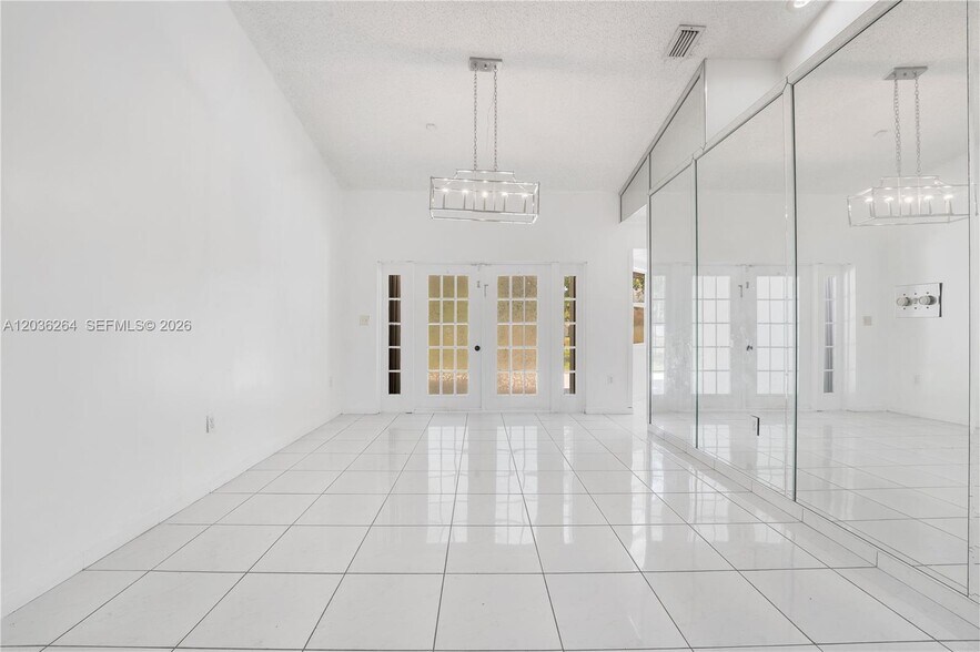 Building Photo - 15241 SW 150th St