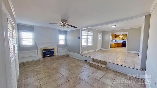 Building Photo - 3740 Pleasant Plains Rd