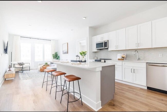 Building Photo - 1038 John F. Kennedy Blvd