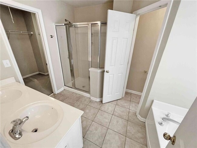 Building Photo - 306 Mony Stone Ct SE