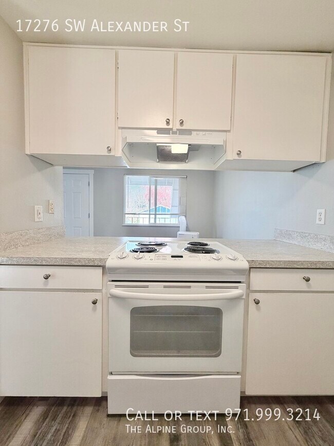 Building Photo - 17276 SW Alexander St