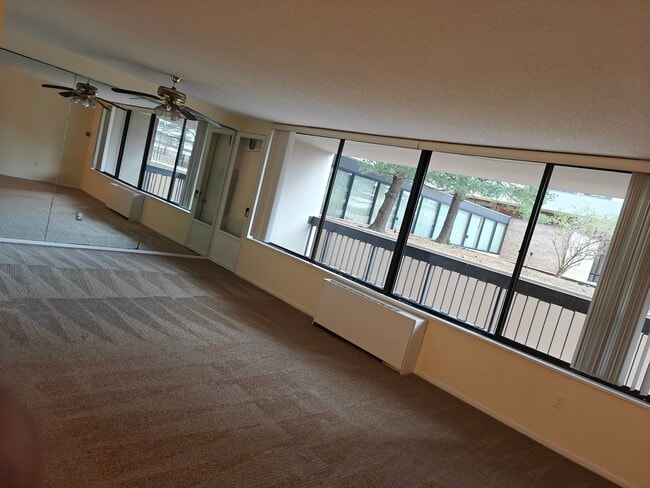 Building Photo - 3705 S George Mason Dr